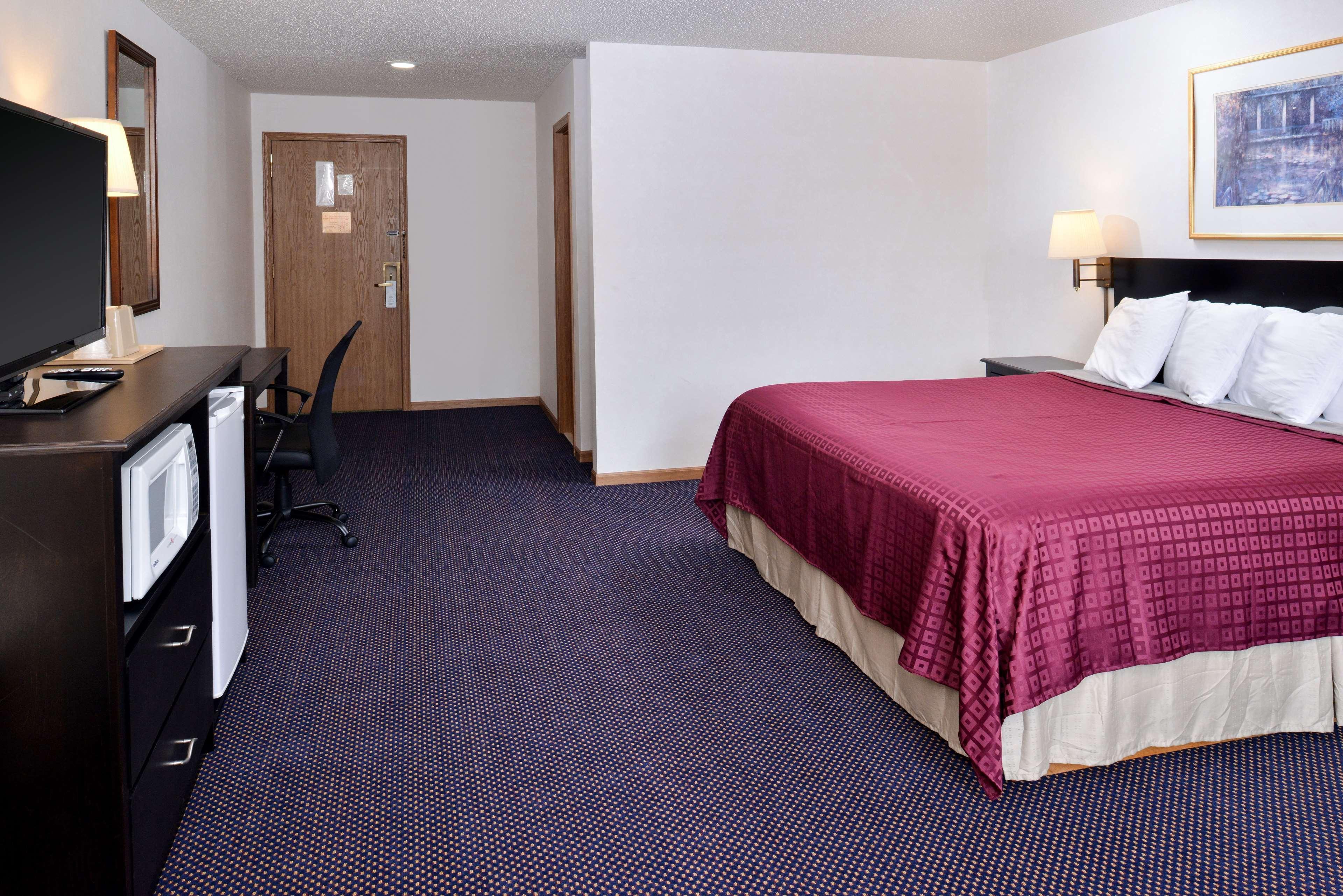 Americas Best Value Inn Knob Noster Экстерьер фото