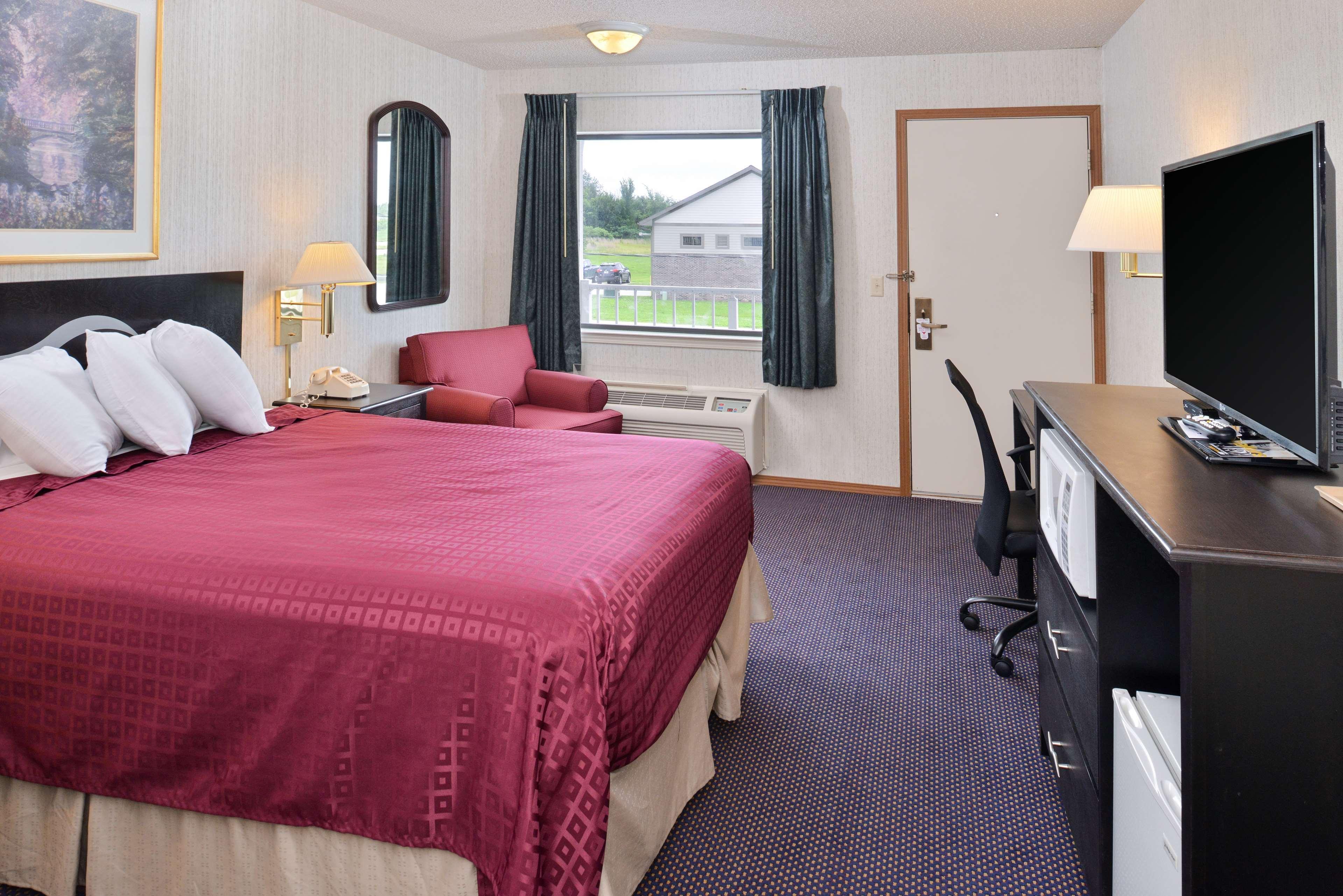 Americas Best Value Inn Knob Noster Экстерьер фото