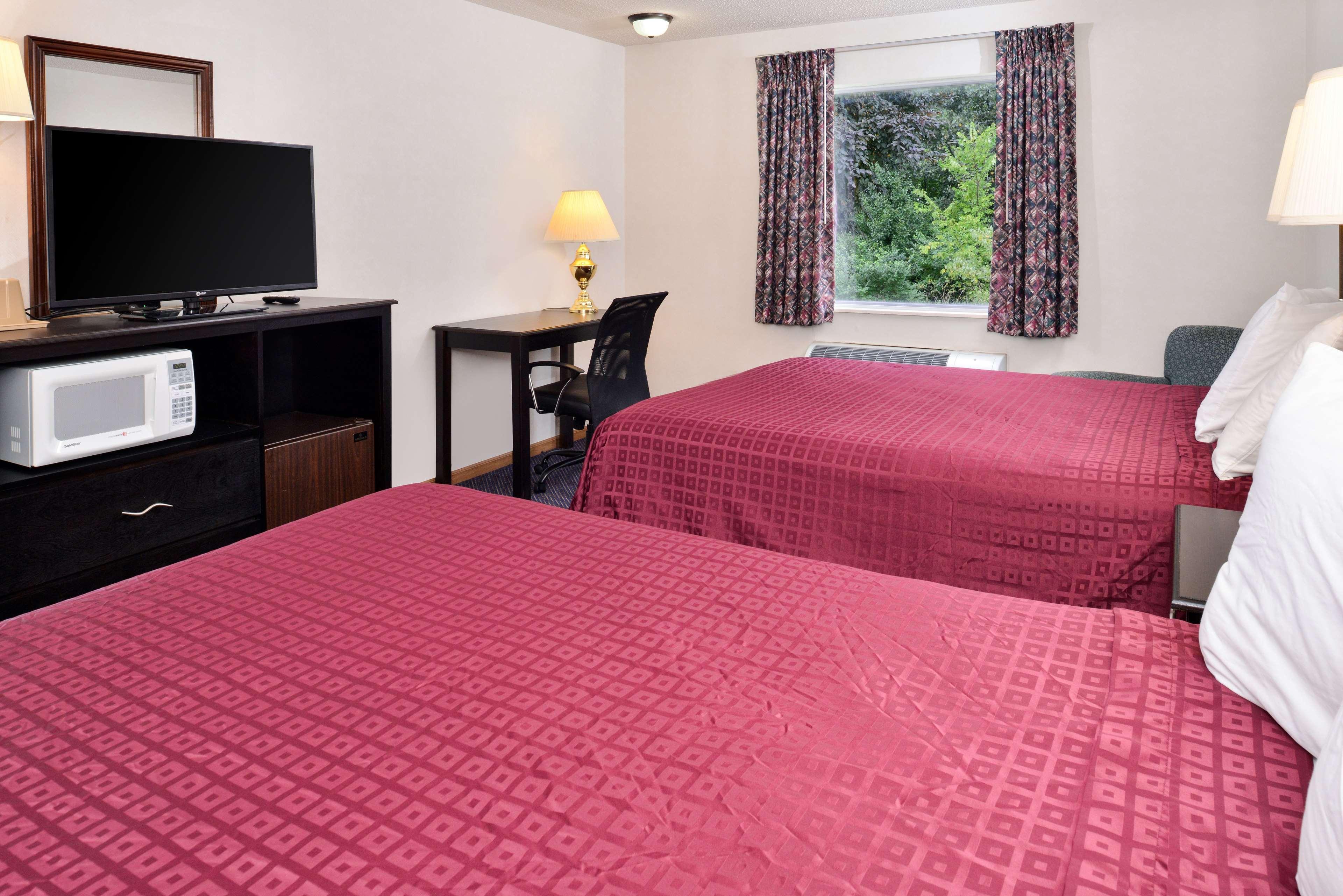 Americas Best Value Inn Knob Noster Экстерьер фото